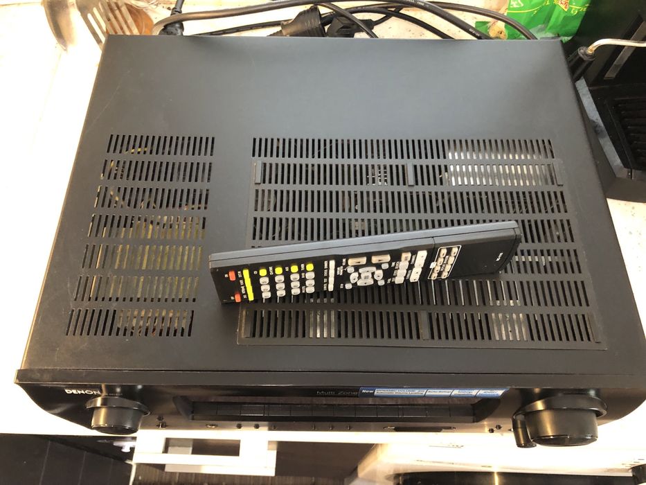 Denon AVR-1709 resiver