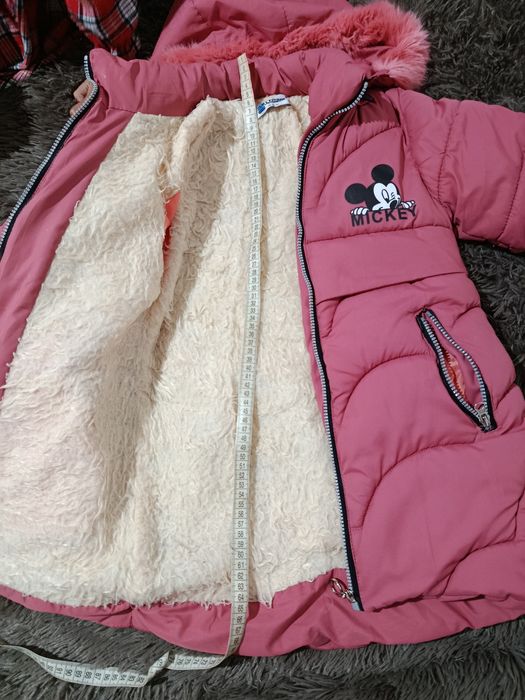Куртка на девочку