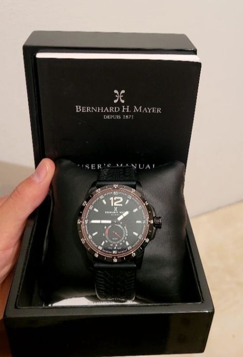 Продам Щвейсарские часы Bernhard H.Mayer Depuis 1871 оригинал