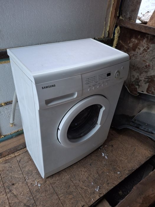 Стиральная машинка автомат