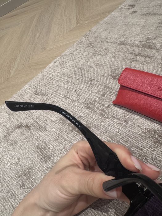 Слънчеви очила GUESS