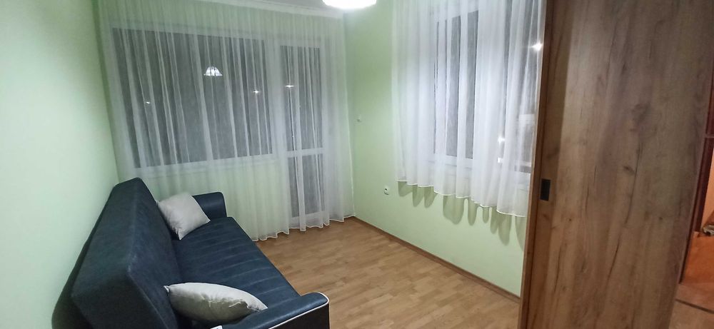 Давам под наем 3-ен апартамент