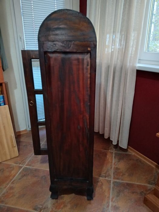 Витрина от дърво, произведена в Тайлан абсолютно запазена,