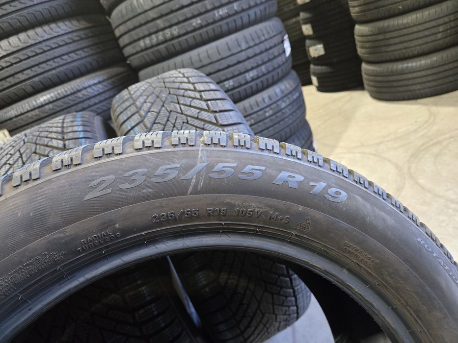 235/55/19 PIRELLI 4бр