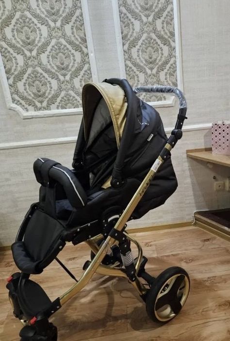 Коляска круглогодичная