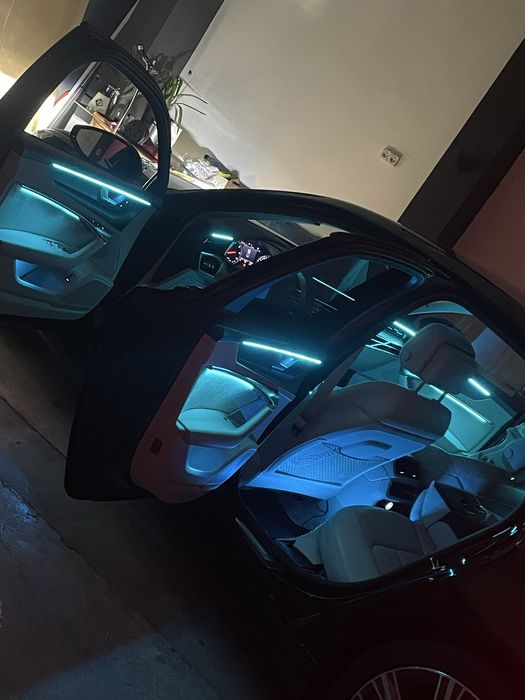 Iluminat ambiental plafoane instelate