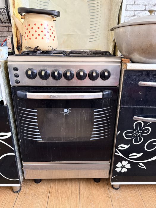 Газовая плита с духовкой в идеальном состоянии!