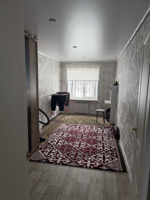 Продам трех комнатную квартиру