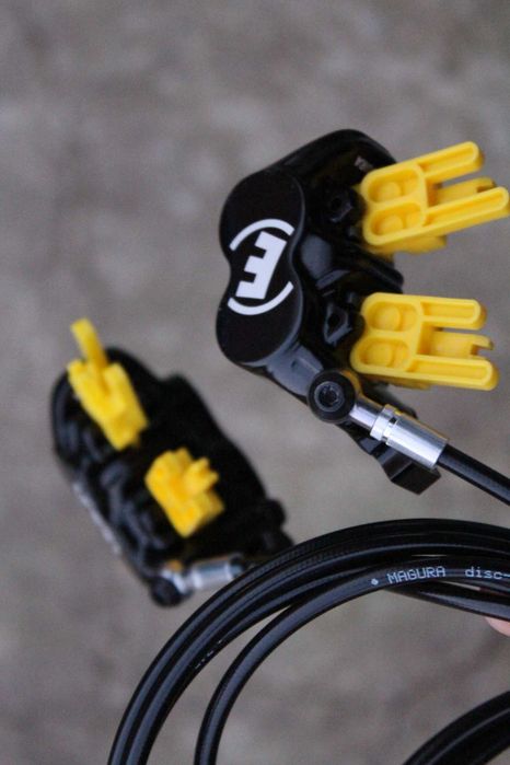 Magura MT5 Set complet frane disc bicicletaa MTB fata si spate