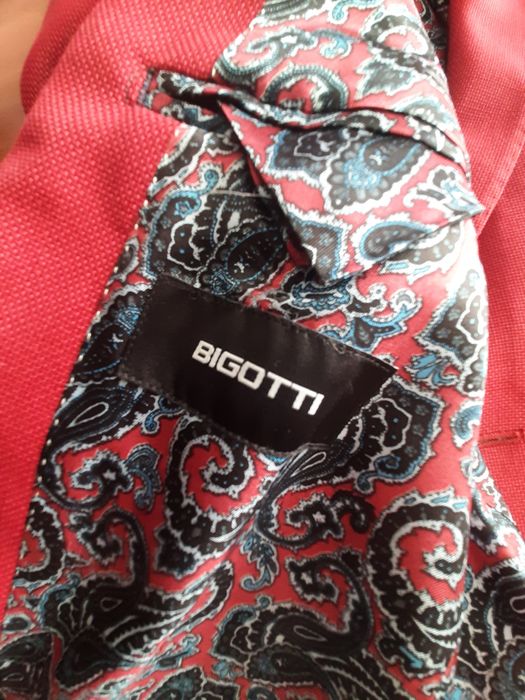 Sacou Bigotti, model Conti, roșu