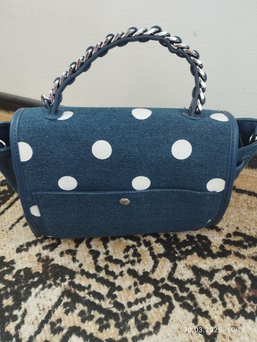 нова дамска чанта