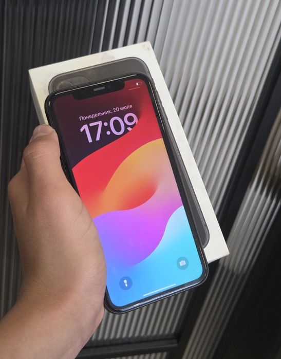 Iphone 11 64 gb.