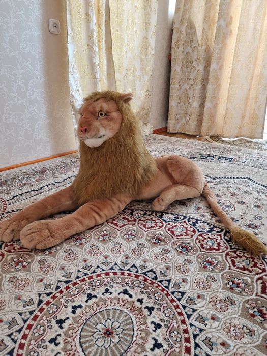 Мягкая игрушками лев за 5000 тенге
