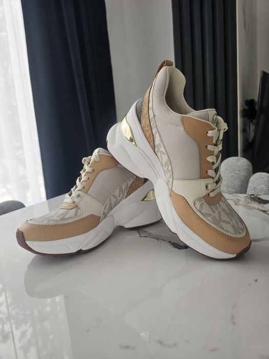 Оригинални дамски маратонки Michael Kors