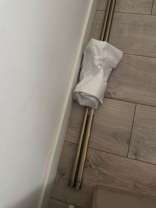 Vand galerie Ikea si suporti de prindere auriu / argintiu