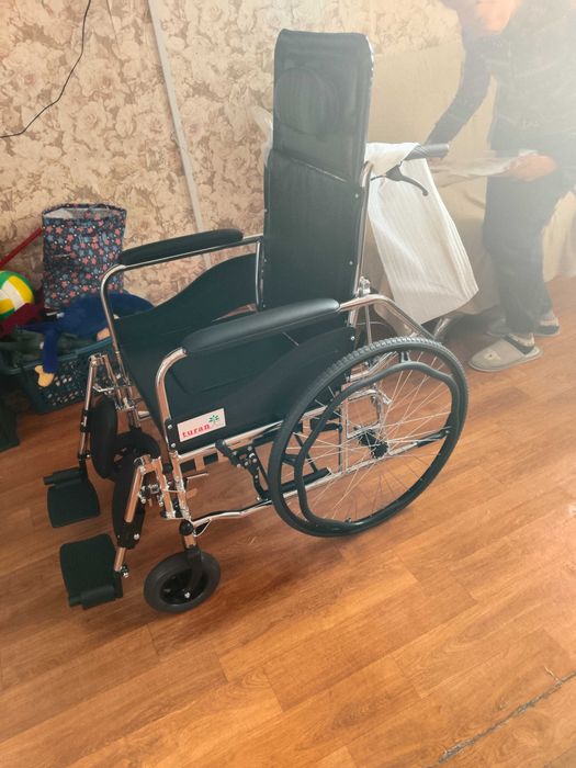 Коляска для инвалидов