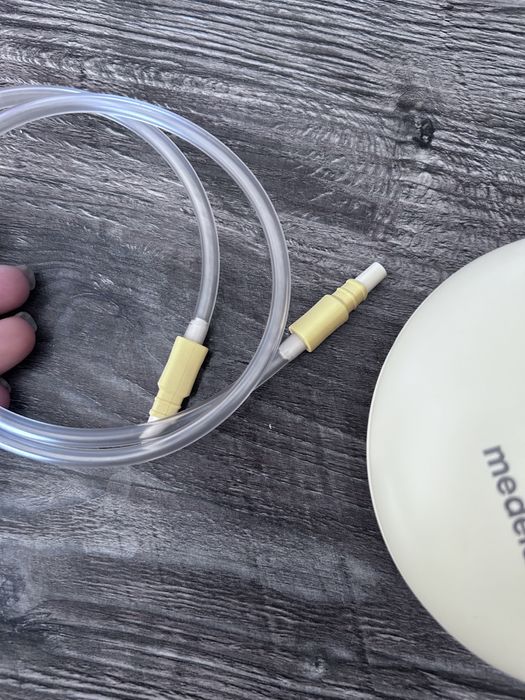 Помпа за кърма Медела medela с два неизползвани на