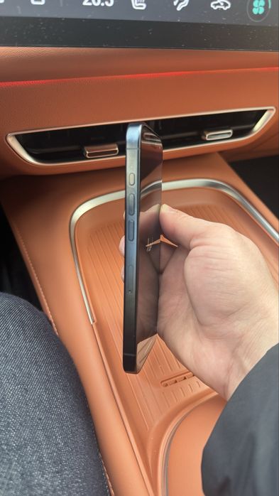 Продам iPhone 15 pro, 128 Gb