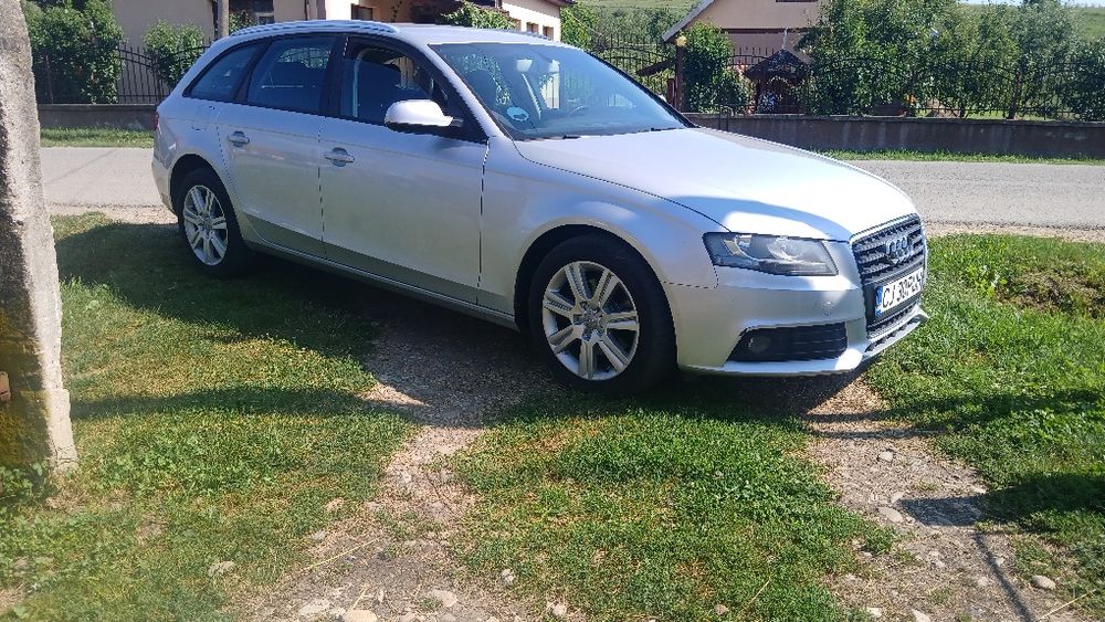 Vand sau schimb audi a4.b8