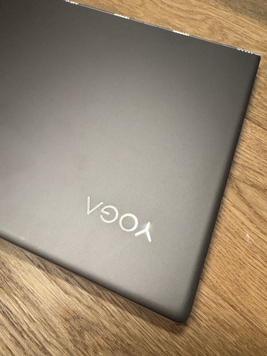 Лаптоп Lenovo Yoga 910 + Yoga mouse - премиум ултрабук, алуминиев