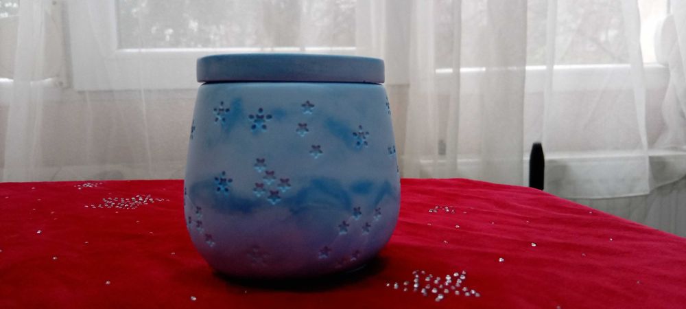 Гипсокерамични свещници  2 вида снежинка, сърце,кашпа