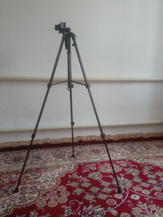 Продам срочно 2 штатива