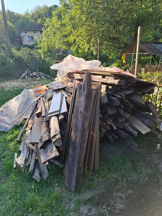 vand lemne de foc