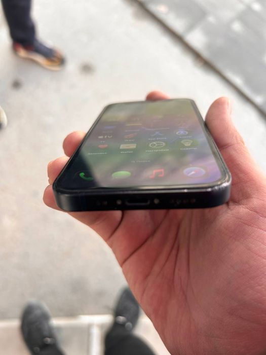 iPhone 12mini 2mln 100ming sum kelishiladi