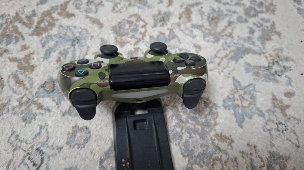 Джостики для PS4