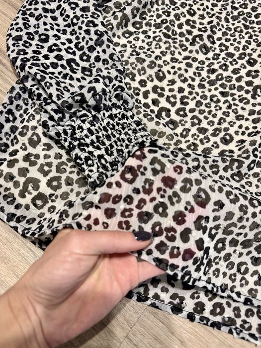 Елегантни дамски блузи. Разпродажба на размер XS