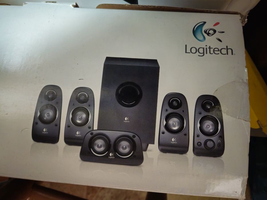 Calculator +  monitor + tastatura + boxe 5.1 sau 2.1 sau 2.0