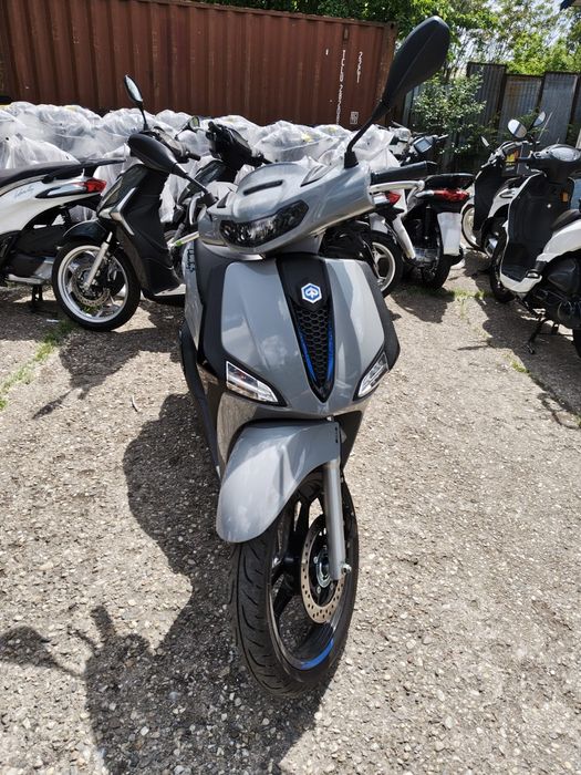 Inchiriere scutere Piaggio 125 2026!