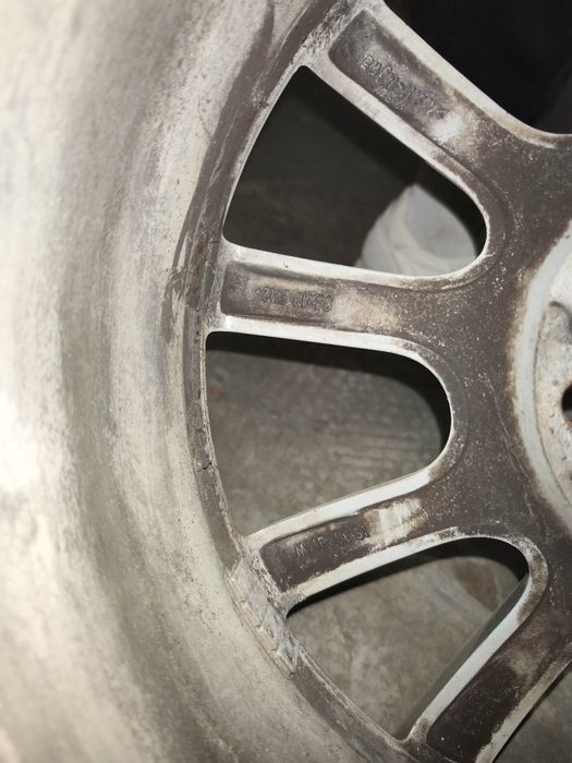 Джанти Style 281 от BMW F10
18"ки 5х120