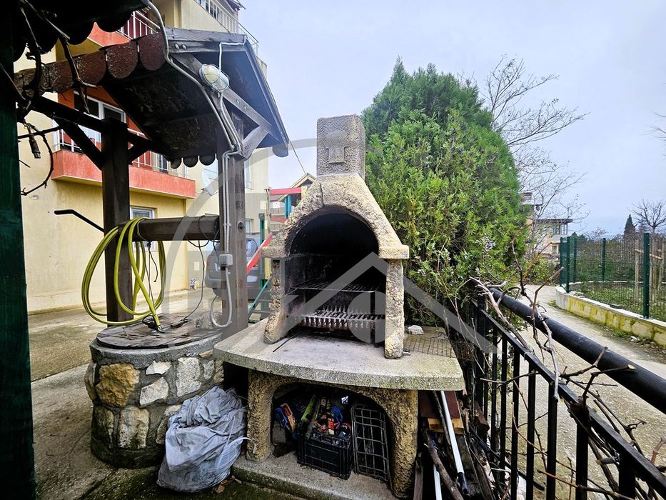 2-стаен в Варна-м-т Траката