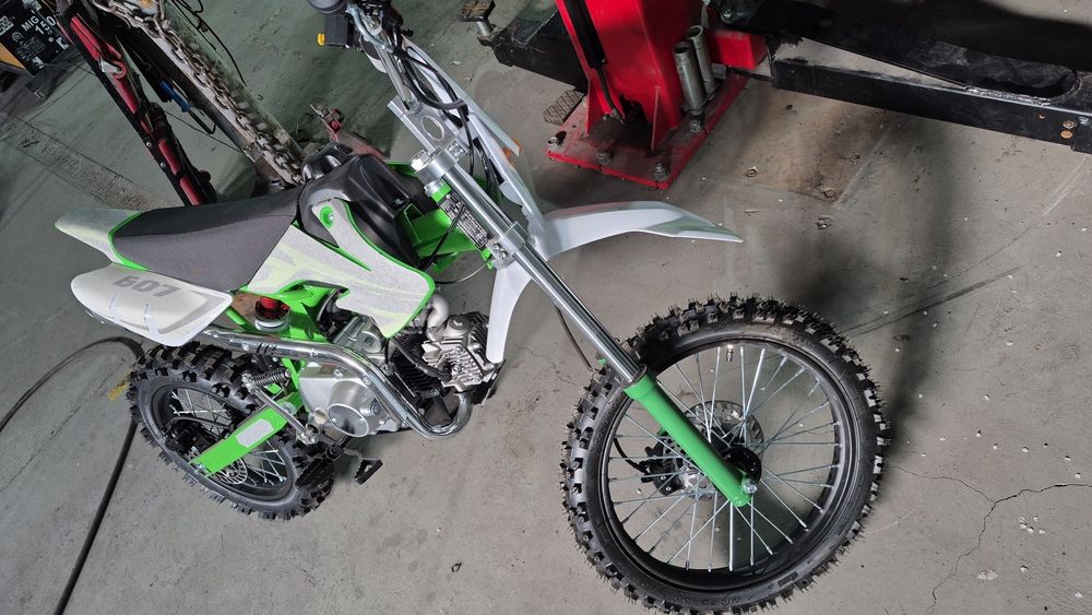 Motor adolescenți  125