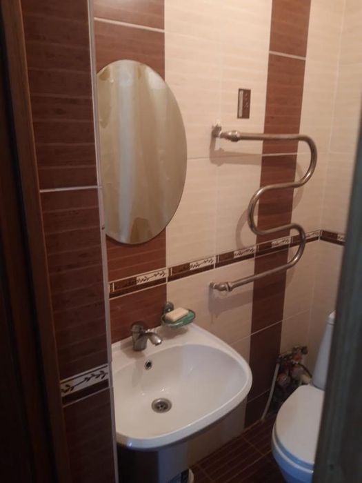 Продам два дома на одном участке