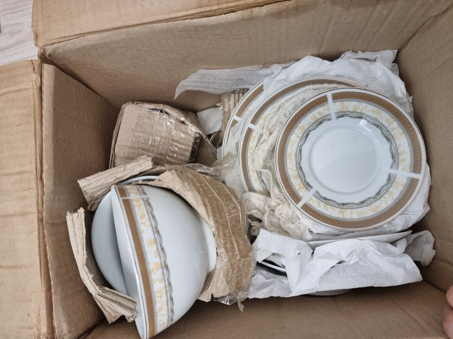 Посуда. Столовый сервиз