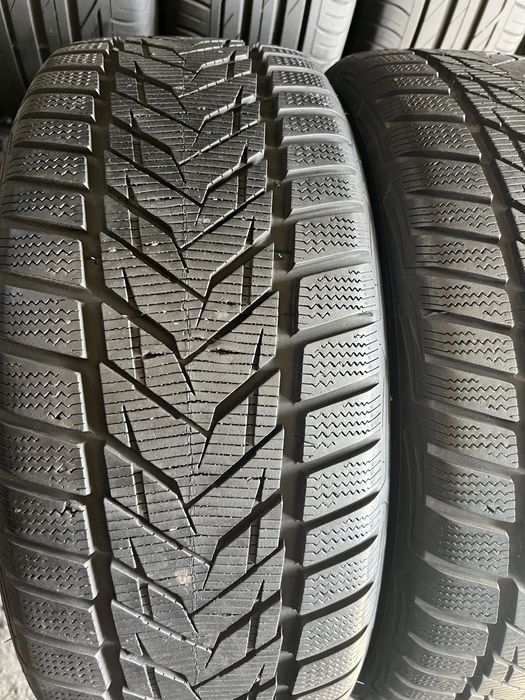 Anvelope 225/40/18 Vredestein 225 40 R18