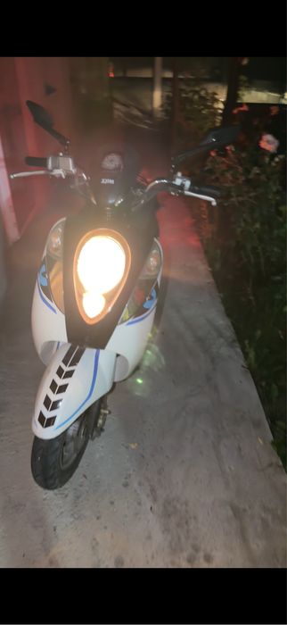 De vanzare scuter 49 cm