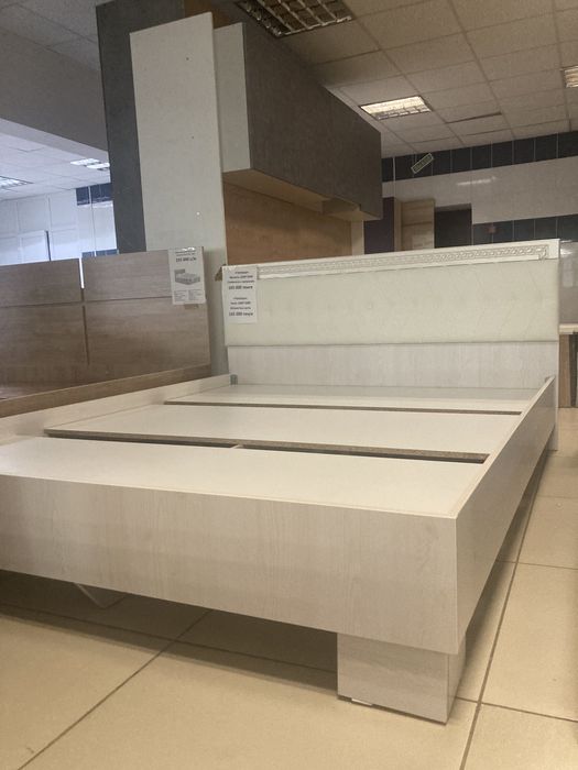 Кровать новая, мягкая с матрасом