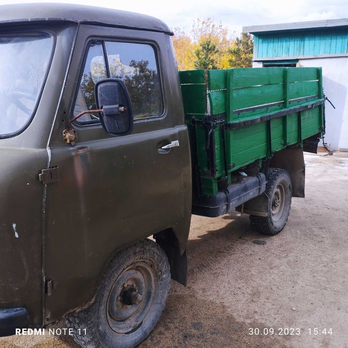 продам Уаз бортовой на ходу с документами