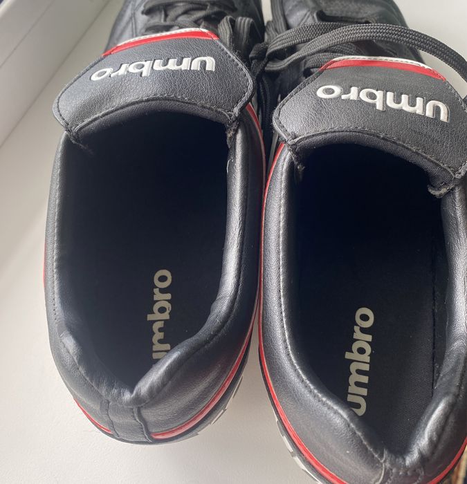 Бутсы  футбольные