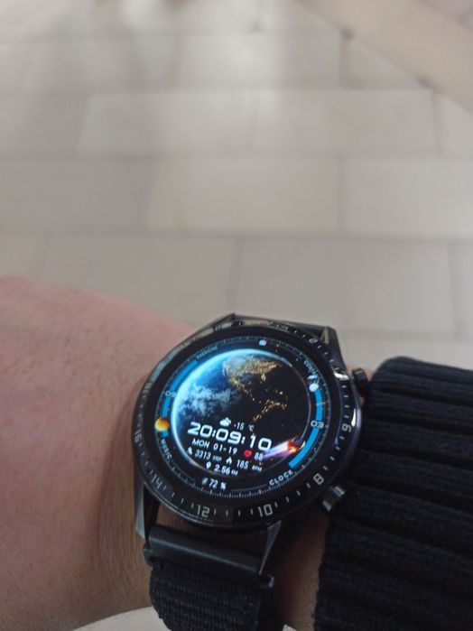 Продам оригинал Huawei GT2