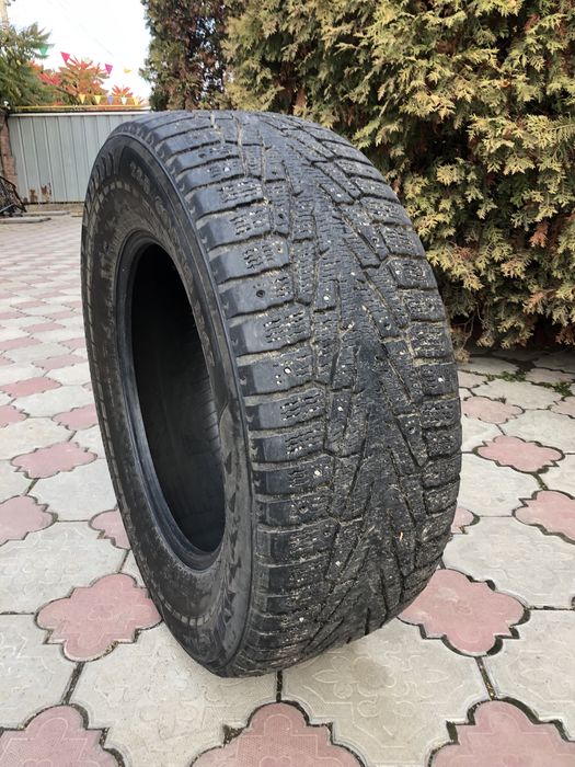 Продам шины на 285/60/18