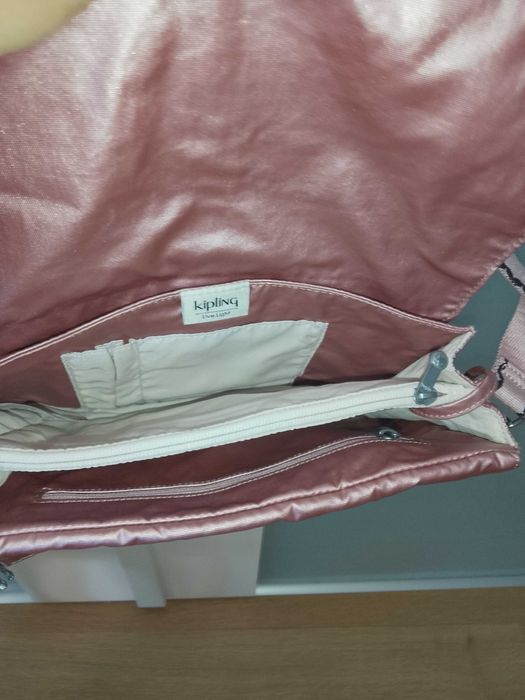 Бутикова чанта за през рамо нова