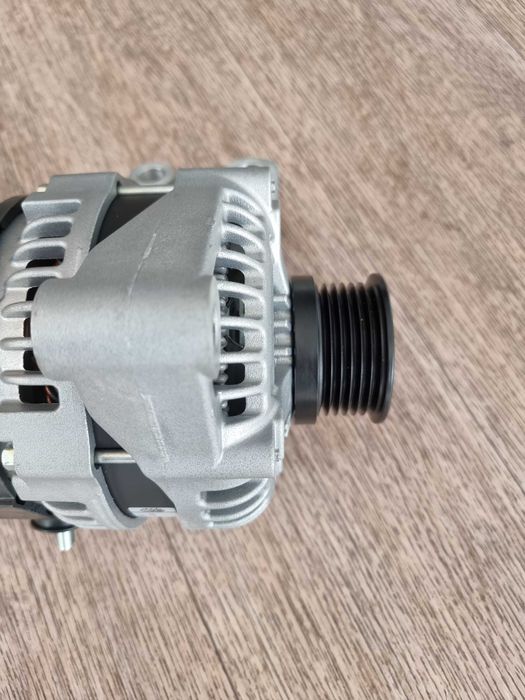 Продам генератор LAND ROVER RANGE ROVER 3