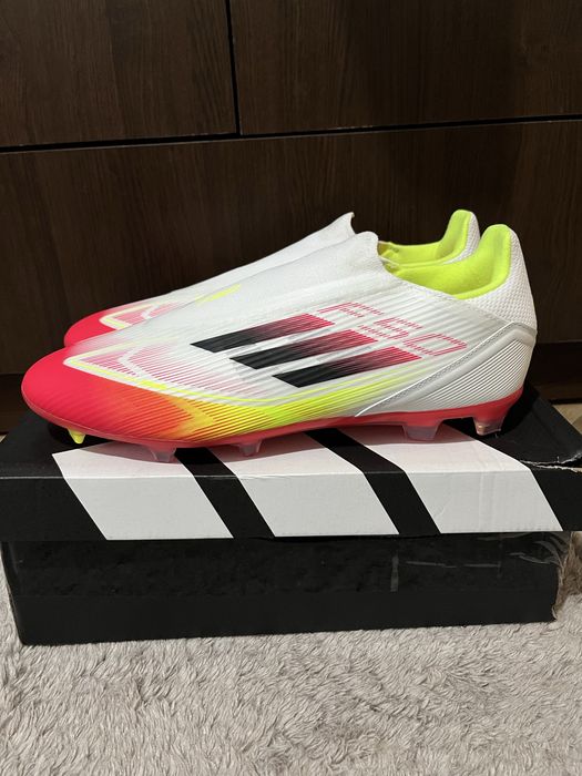 Мъжки футболни бутонки Адидас F50