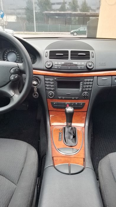 Mercedes-Benz E200 kompressor W211 automată  2007 benzină