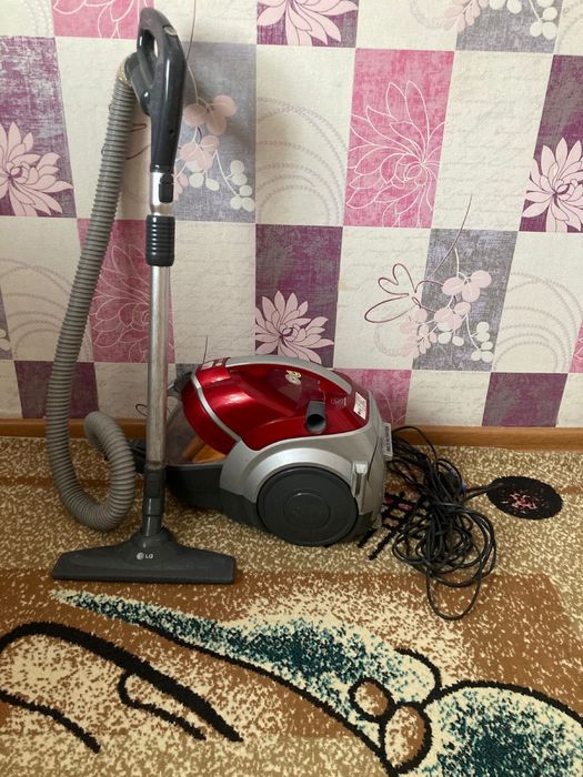 Пылесос сатылады