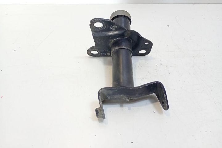 Suport armatura bara fata 3B0807134A Volkswagen VW Passat B5